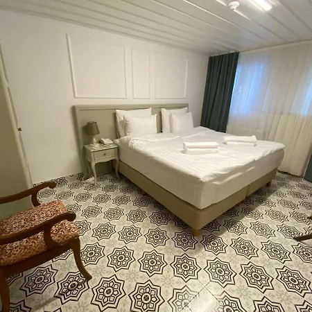 Otel ıkiz Boutique